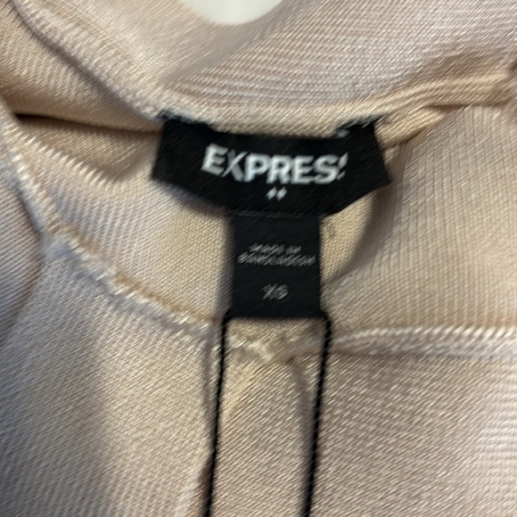 Express Top - Picture 5 of 5